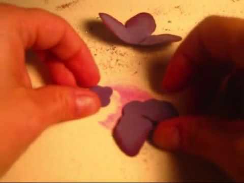 , title : 'How to Make a Paper African Violet'