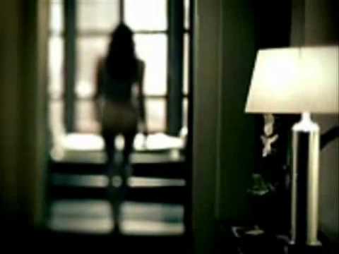 sentado en un bar el Pibe y el peña de capitan bado REAGEATON ROMANTICO