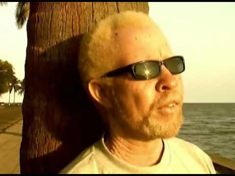 Aly Faque Feat. Mr.Arssen - Mukamote (Video Oficial)