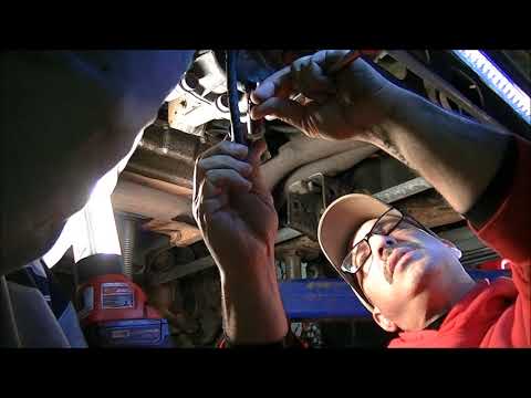How To: Replace a Transfercase Video #2. 2000-2006 Suburban Yukon Silverado and Similar