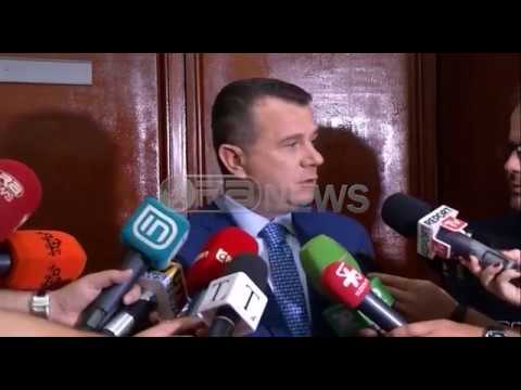 Ora News – Balla: Nuk ka më projekt-ligj për dekoratat apo për mbetjet