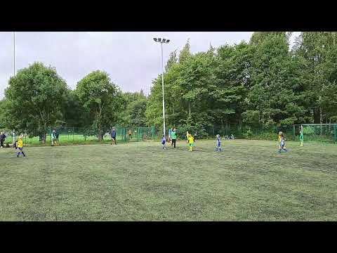 HJK Töölö Sininen - EsPa 2013 Keltainen 1