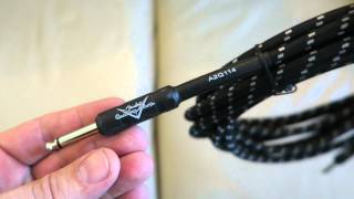 Video thumbnail for FENDER CUSTOM SHOP PERFORMANCE SERIES GUITAR CABLES UNBOXING by UBER UNBOXING