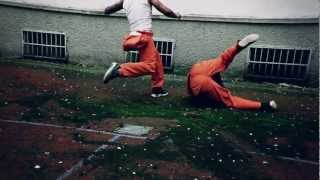 Kollegah & Farid Bang - Du kennst den Westen (Official HD Video)