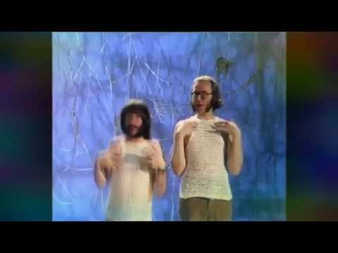 Everybody loves string song - the goodies