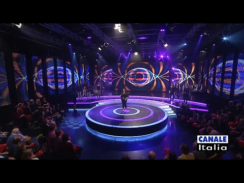 Fabrizio e gli Accademia "Cavallo bianco" | Cantando Ballando (HD)