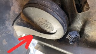 Horn Pontiac Sunfire 2.2L 1995-2005 Location and Replacement