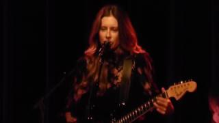 2015-09-25   Lera Lynn performing &quot;Drive&quot; at the Kessler in Dallas, Texas