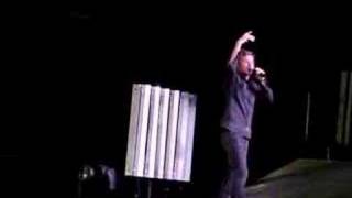 DIERKS Bentley Palace Auburn Hills So So Long