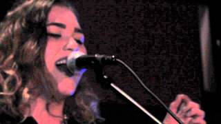 Roses In Hand :: Bloodshot