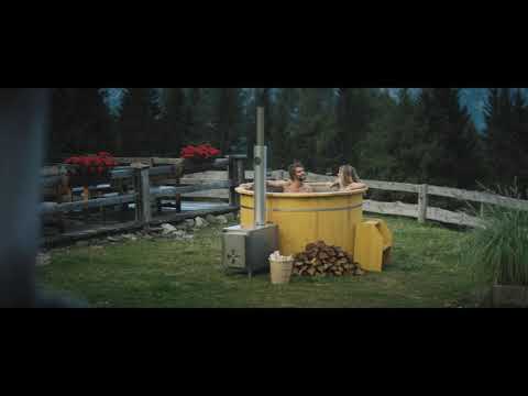 Das Feuerwasser Fass - das nachhaltige Badefass (Edelstahl, Kiefer-Vollholz) - Badezuber/hot tub