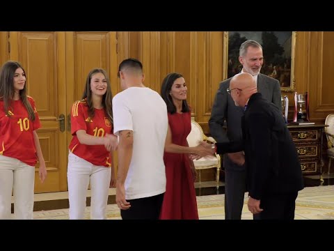 Princess Leonor meets The Champion Footballer Gavi