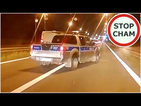 Policyjny Szeryf na zjeździe z Autostrady A1