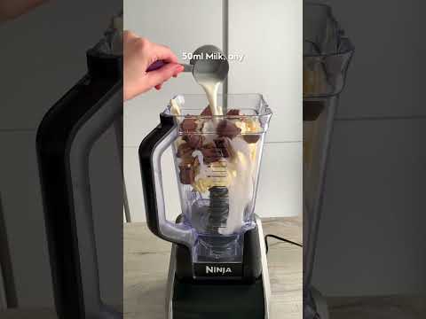 Kinder Bueno Milkshake! 3-ingredients