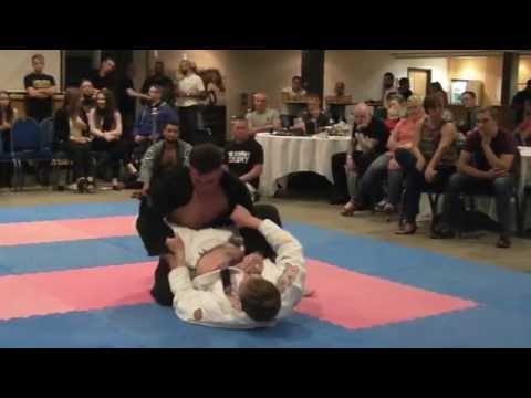 SubF15teen VIII: Fight 11 - Grant Short v Dean Bradbury