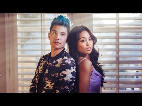 {Cinta Luar Biasa} {Cinta Luar Biasa} Best Songs