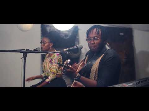 Cry  - tafnaz ft louisa april live