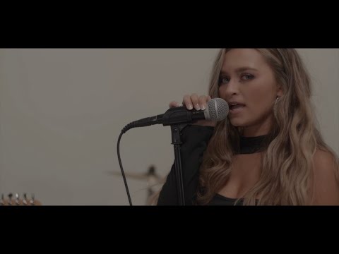 Gracie Carol - 3 Minutes (Official Music Video)