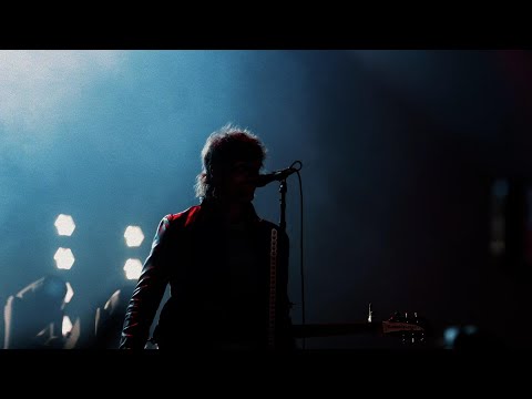 BOYS LIKE GIRLS - LOVE DRUNK (LIVE FROM THE MGM MUSIC HALL AT FENWAY PARK)