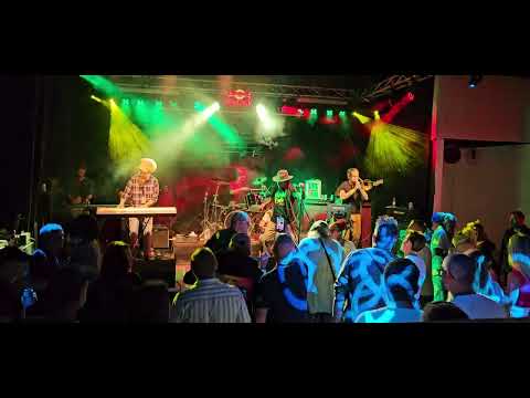 Robert Athill o Roots Addicts - Rich Man Poor Man. Live at Nynäs Roots 2024