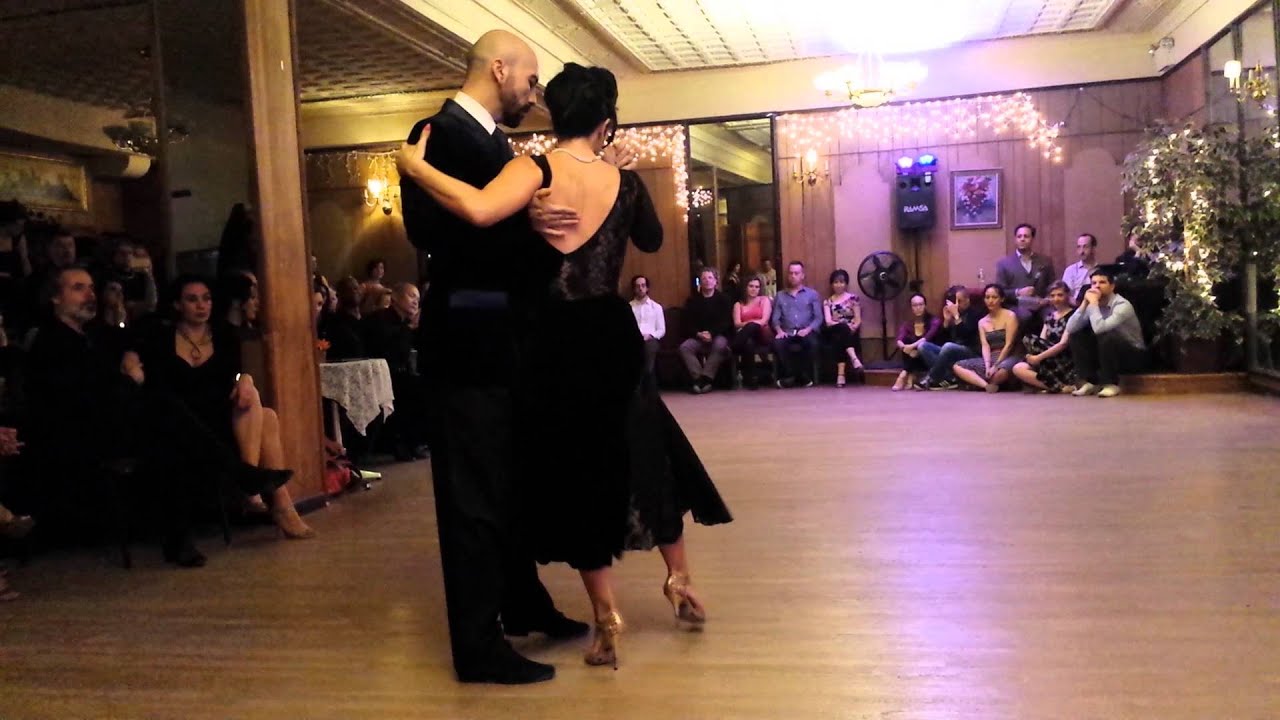 Argentine tango: Adriana Salgado & Orlando Reyes - Esta Noche de Luna