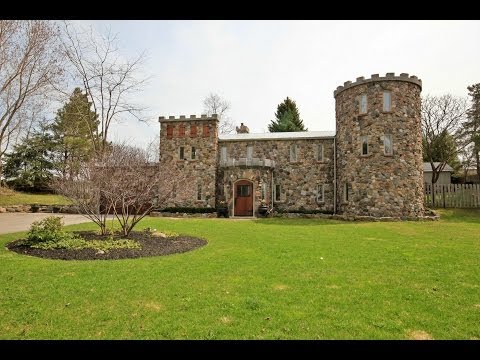 7119 Third Line, Tottenham