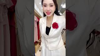 UKAK2210002 white + UKCV2302001 white