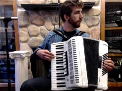 1533 - White Weltmeister Pirat LMM 72 $1195