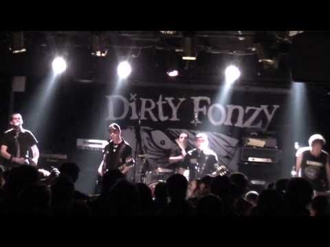 Dirty Fonzy - Living Dead Punkers Attack live @ Oulins - 10/03/2011