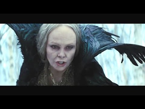 Hollywood  adventurous movie scene (Queen Ravena- the world collapsing)