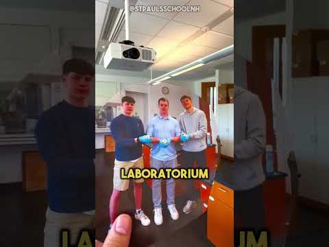 Puste sale nagle wypełniły się uczniami