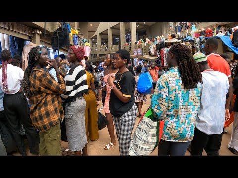 Chaos and tension on Christmas Eve in Kampala 🇺🇬