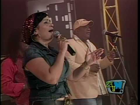 los Van Van - Este Amor Que Se Muere