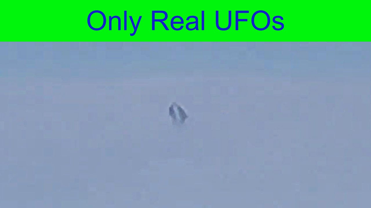 Something strange was filmed during the flight over California.