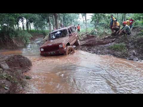 Jeep Cherokee pake ban H/T vs  jimny pake ban M/T  ~  ini fakta nya | offroad extreme