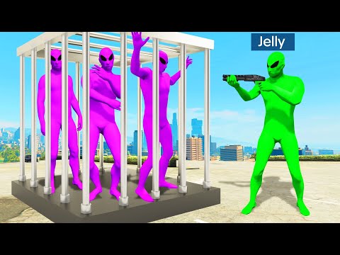 Taking Over GTA 5 As GREEN GANG!