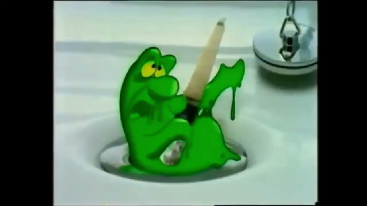 Lever Domestos Multi Surface Cleaner - THE GERM FREE CLEAN