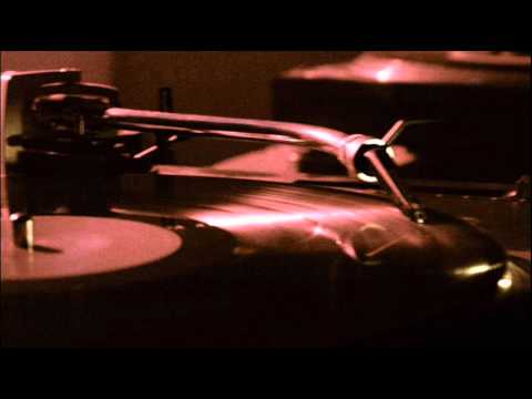 Enrikle/Tas feat. Kada, Oldas "Kobiety"