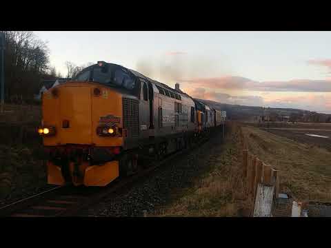 Direct Rail Services 37605 and 37259 thrash out of Dingwall