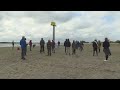 Luisteren naar verhalen rond het Almeerderstrand