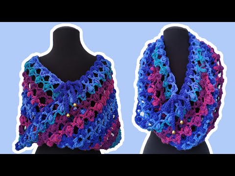 Pelerine Moebius por Noemi Fonseca