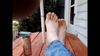 outside tops n' toes