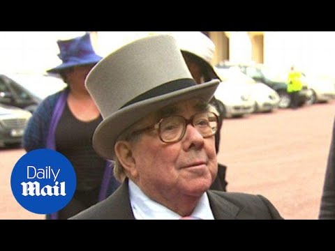 Comedy icon Ronnie Corbett poses with his CBE medal in 2012 - Daily Mail