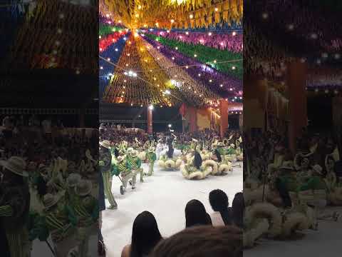 Junina Rala Rala de Maruim-SE no Gonzagão em Aracaju #valmirpaesdesignfloral #junina #saojoao