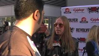 MONSTER MAGNET Interview at Revolver Golden Gods 2010 on Metal Injection