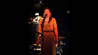 Emmylou Harris - Boulder to Birmingham lyrics) / Malin Pettersen m A 11