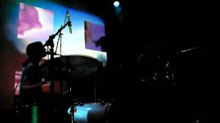 No Age - &quot;Eraser&quot; live in Lausanne, Switzerland