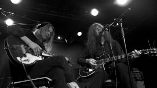 Fred & Toody (Dead Moon) - Claim to Fame - live Debaser Strand, Stockholm 21/2 2017