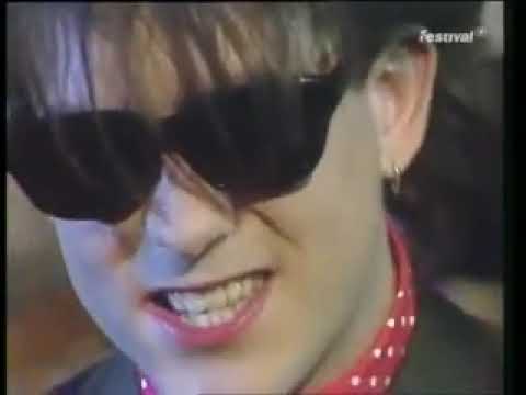 The Cure - The Love Cats - 1983 German TV show, Bananas - HQ - Playback Performance