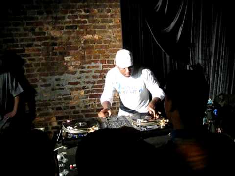 Dj Rob Swift Rocks the bells with DJ Mr. Sinister
